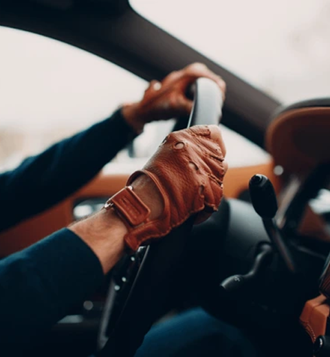 car-driving-Gloves